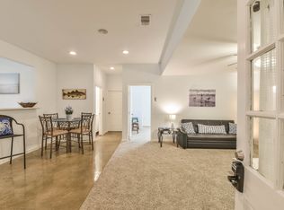 1515 19th St #C, Galveston, TX 77550