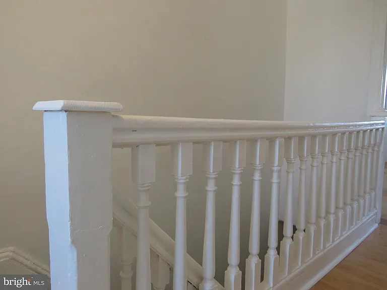 356 E Walnut Ln #3 — Photo 10