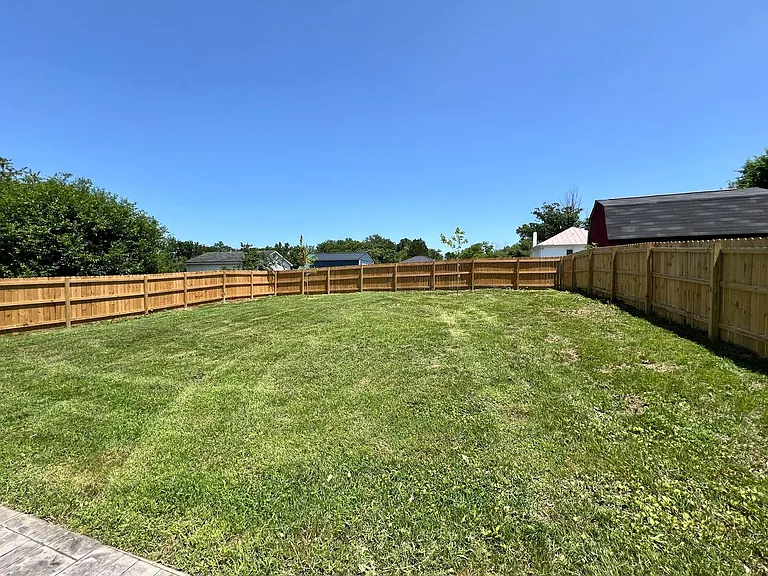 703 Bibb St NE — Photo 30