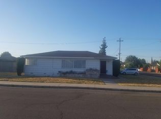 2206 Chestnut St, Selma, CA 93662
