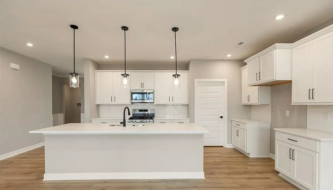 Building Photo - 7123 Bailow Ct