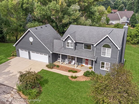 2nd image of S243 Rowe Rd