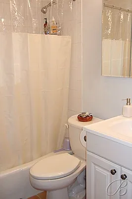 Rented by Bellmarc Realty | media 1