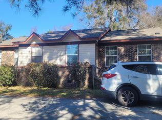 27 Harding St #B, Beaufort, SC 29902