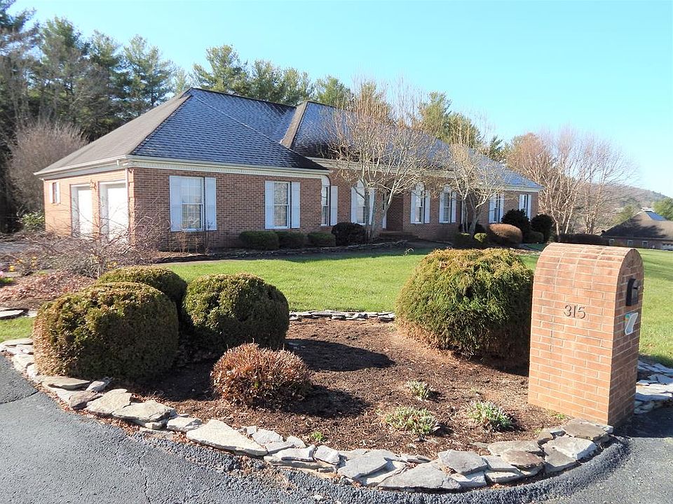 1st image of 315 Fox Run Dr