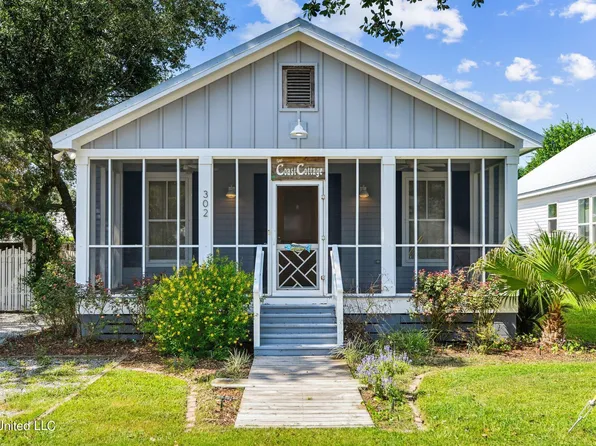 302 Saint John St, Bay Saint Louis, MS 39520