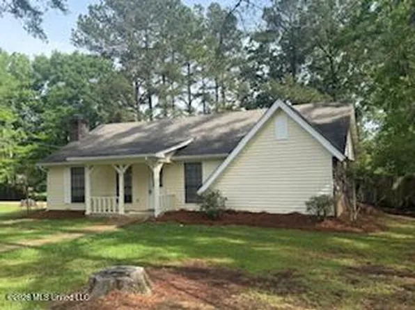 468 Pine Ridge Dr, Madison, MS 39110