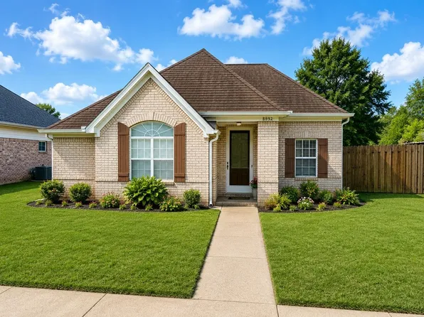 8833 Macon Rd, Cordova, TN 38018