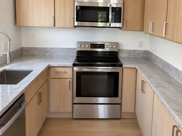 2466 Iowa Ave #A, South Gate, CA 90280