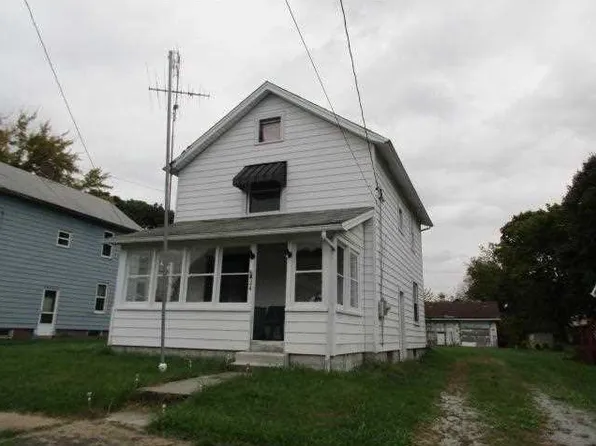 24 Elm St, Bessemer, PA 16112