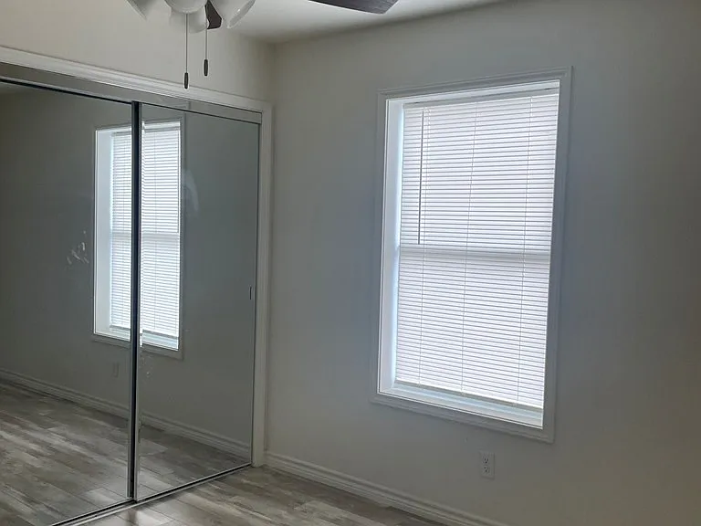 2556 Fox Pl — Photo 10