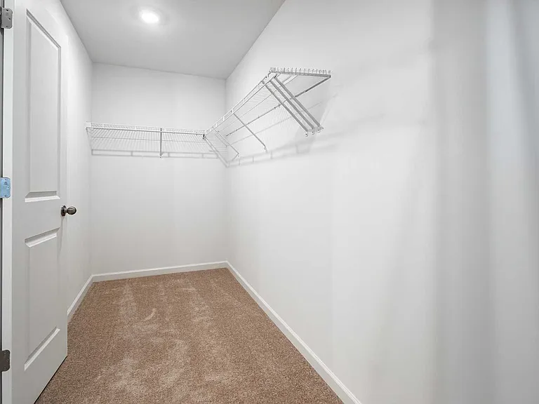 8317 Hunters Grove Rd — Photo 23