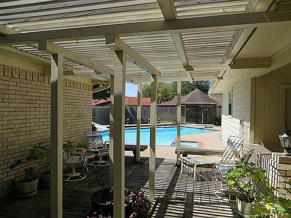 3rd image of 2314 Killarney Ln