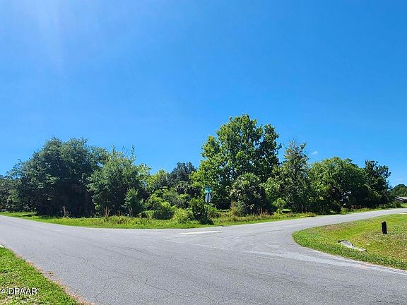 5th image of 130 Country Circle Dr E