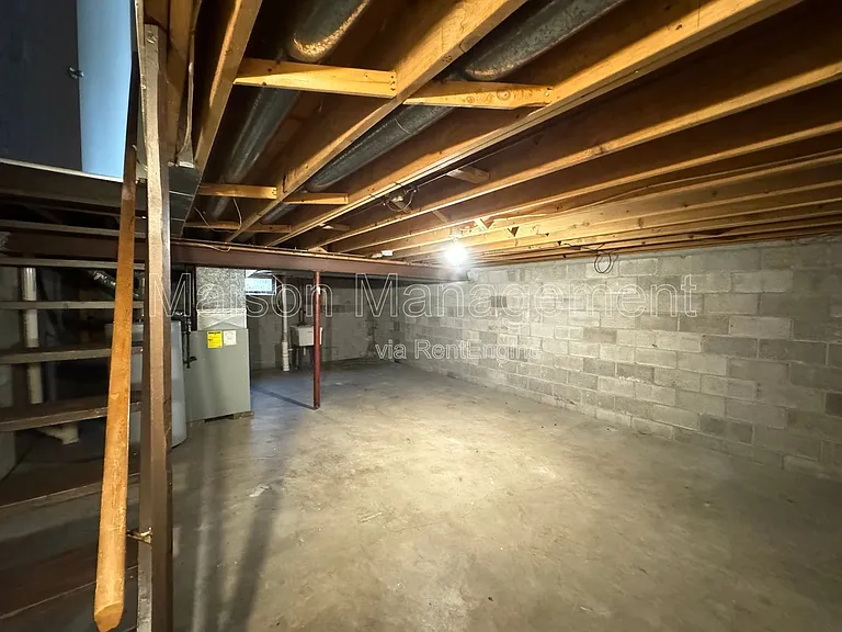 419 Britton — Photo 12