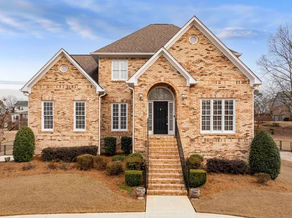 6931 Woodvale Ln, Trussville, AL 35173