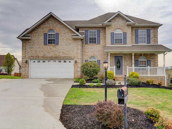 2nd image of 2112 Park Grove Ln