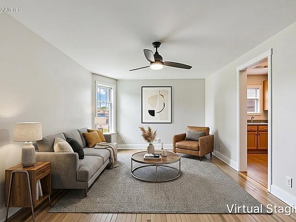 5th image of 211 E Main STREET