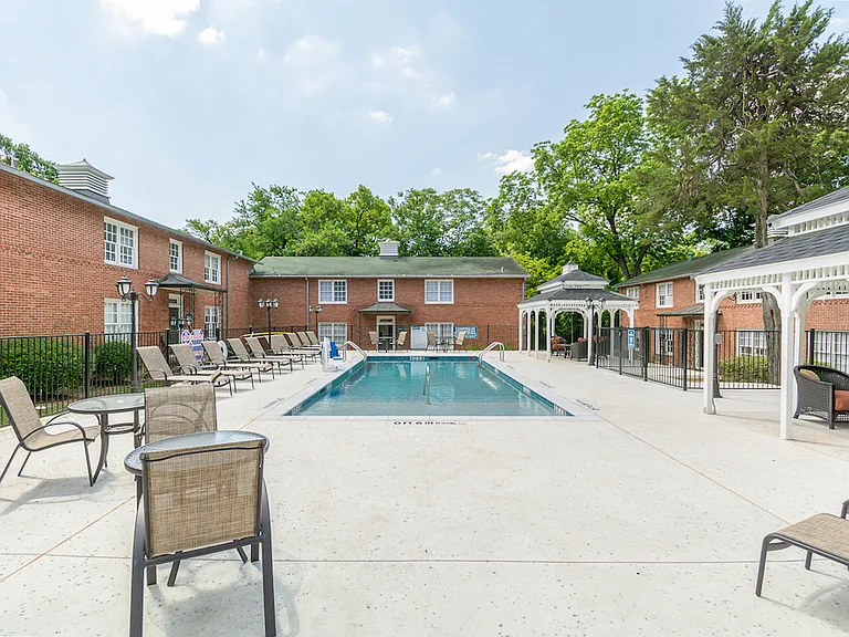 Urban Living in our Kessler Park Apartment Homes — Photo 16