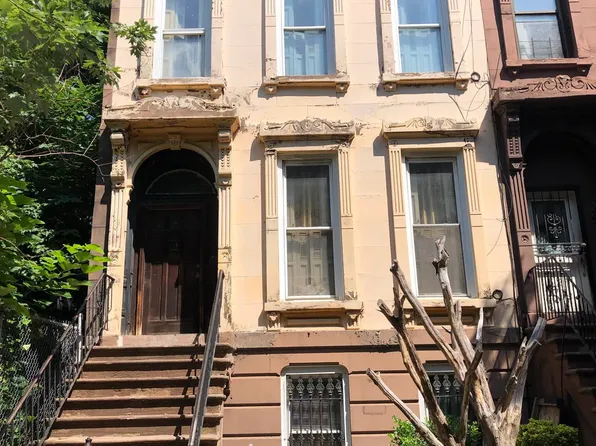 245 Madison St, Brooklyn, NY 11216