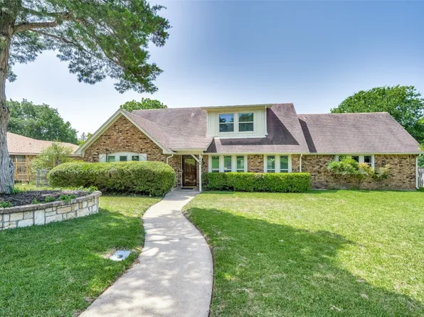 332 Squirebrook Dr, Desoto, TX 75115