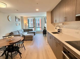 1211 Van St SE #1103, Washington, DC 20003