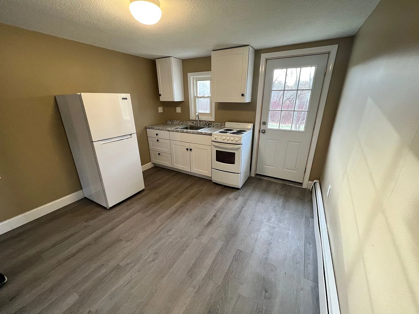 Lake Region Apartments — Photo 4