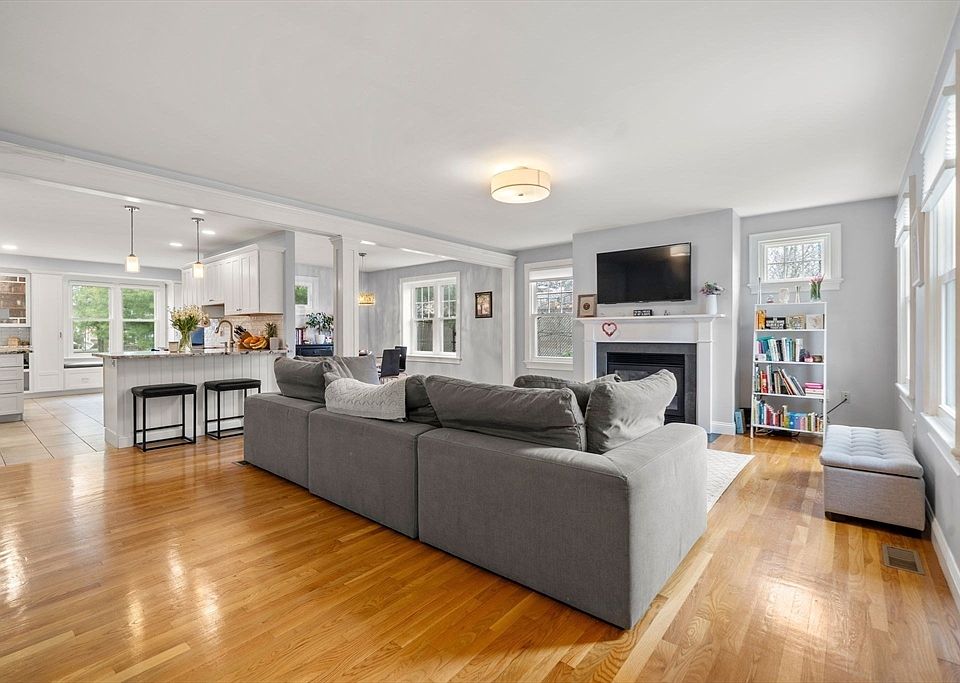 1st image of 13 Mill St #1