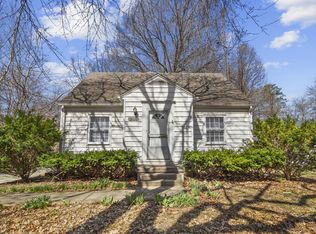 208 Arcadia Dr, Champaign, IL