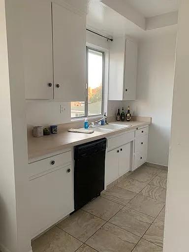 2 bed, 1100 sqft, $3,250 — Photo 4