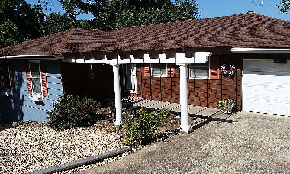 Patio covered by Pergola