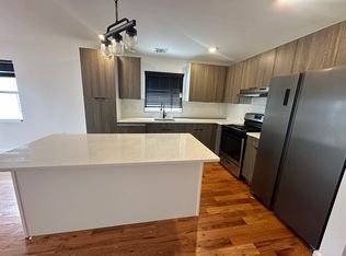 741 Seaport Dr #B, Elizabeth, NJ 07201