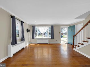 2036 Oak Ave, Hatfield, PA 19440