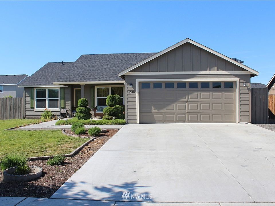 1st image of 1338 E Megan Drive