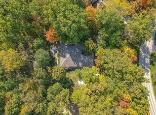 140 Woodland Dr, Powell, OH