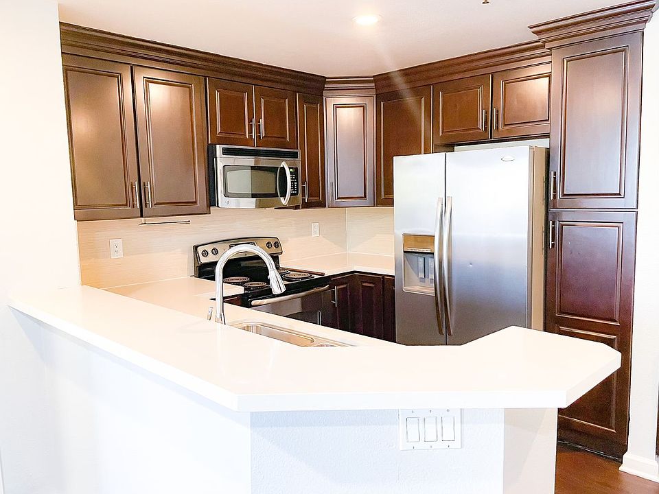 1st image of 3677 1st Ave APT 303