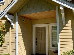 8507 Bowdoin Way APT 1, Edmonds, WA 98026