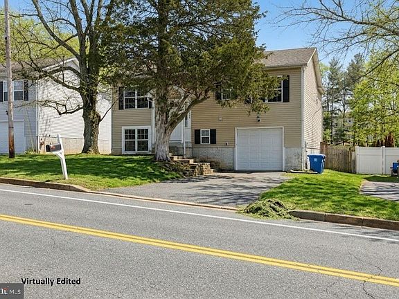 2nd image of 423 Red Pump Rd