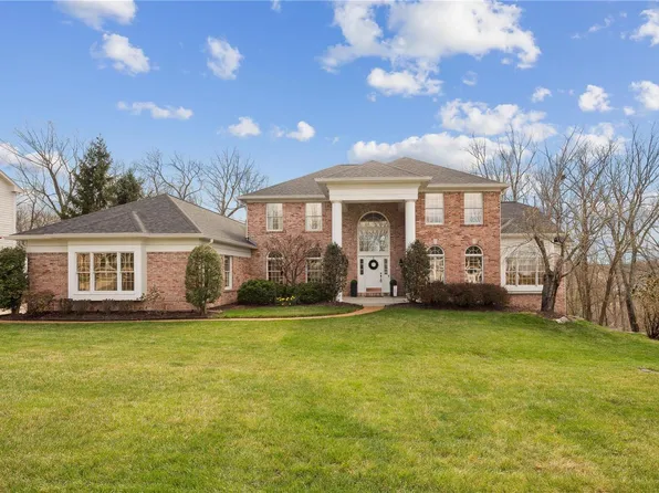 17724 Greystone Terrace Dr, Chesterfield, MO 63005