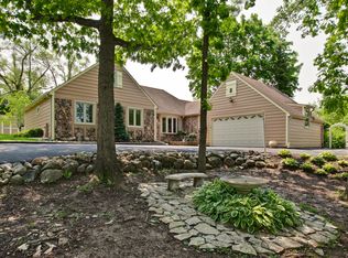 23733 N High Ridge Dr, Lake Zurich, IL 60047