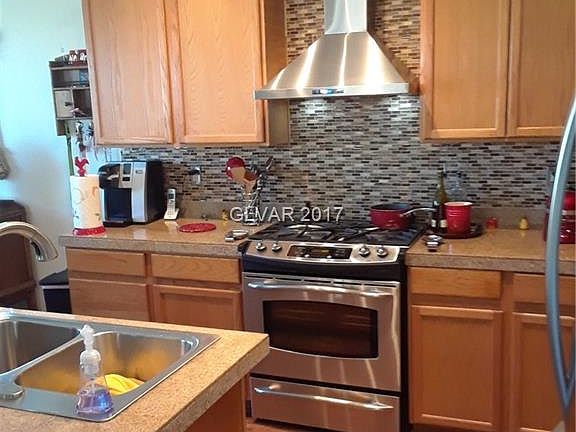 4th image of 9125 White Eyes Ave