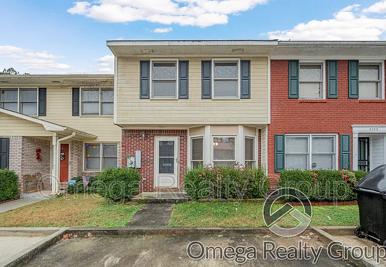 5057 Falling Creek Ln — Photo 1