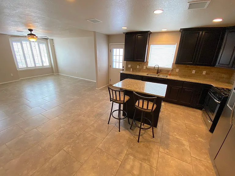 13336 Jonathan Elias Ct — Photo 7