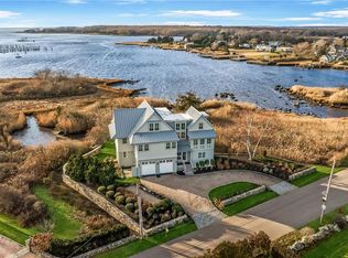 111 Avondale Rd, Westerly, RI 02891