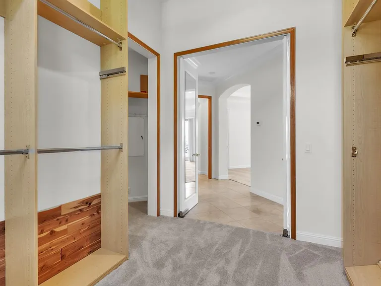 5237 Sunridge Dr — Photo 43