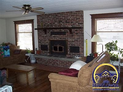 2nd image of 200 5th St