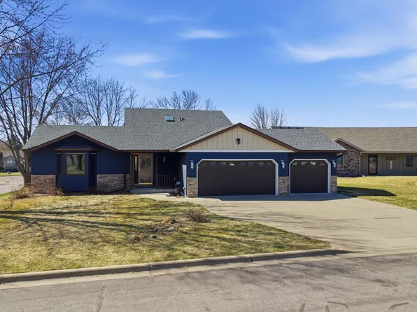 727 Garden Pl, Sauk Rapids, MN 56379