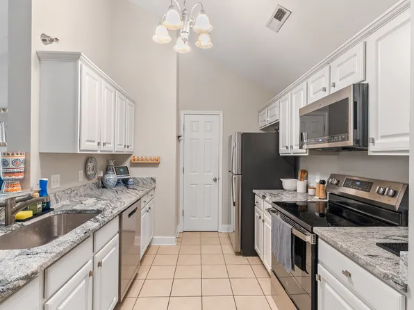 623 Wyndhurst Dr, Lynchburg, VA