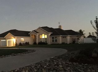 30644 E Tressa Ln, Oakdale, CA 95361