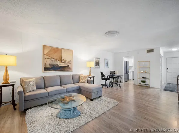 1980 SW Palm City Rd APT B, Stuart, FL 34994
